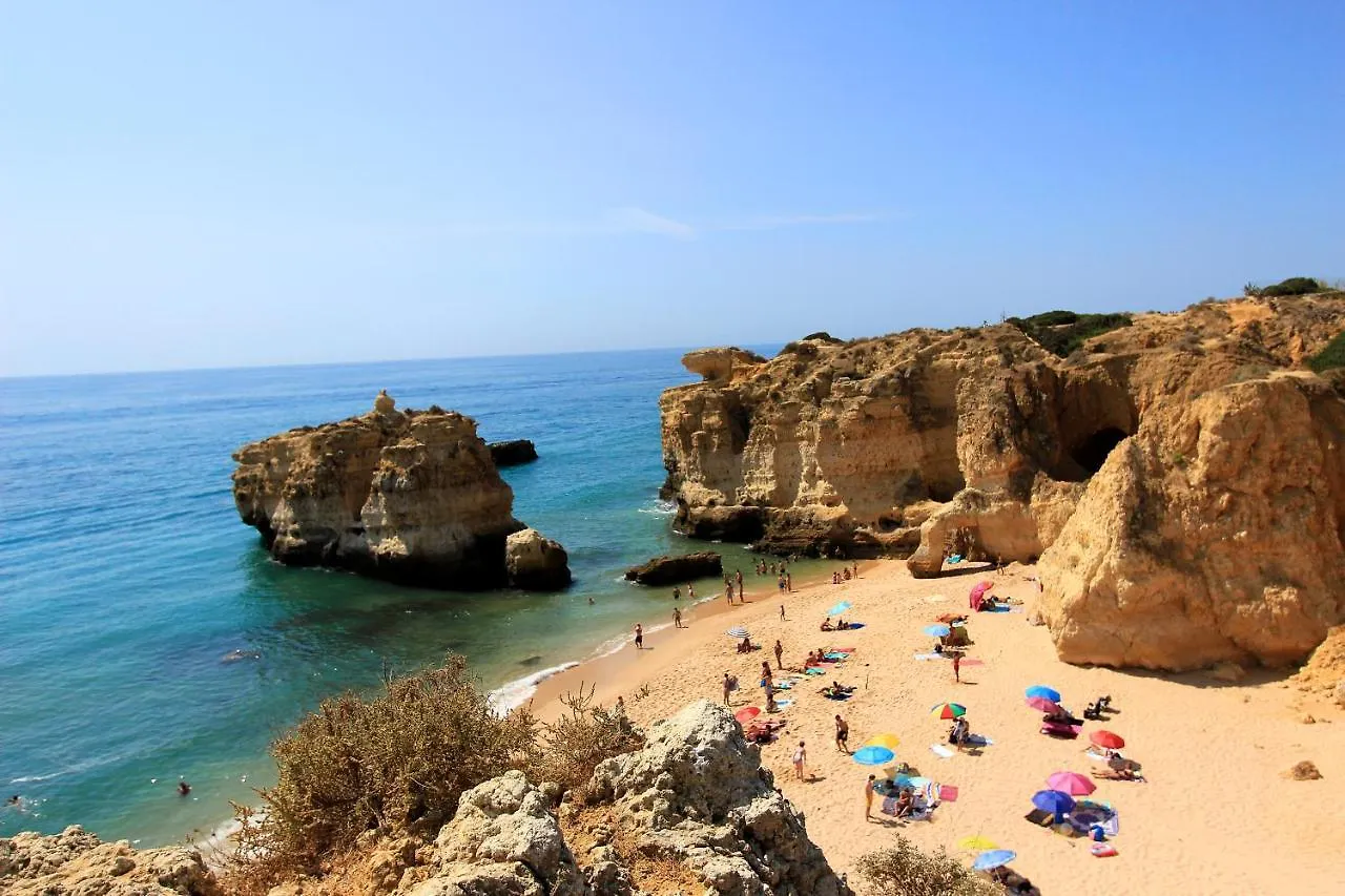 Cool Grey Albufeira Apartment