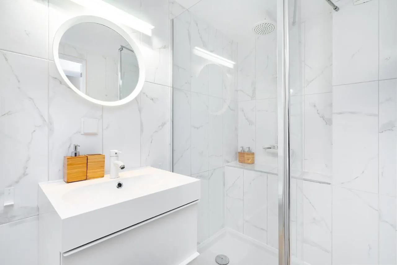 Cool Grey Albufeira Apartment