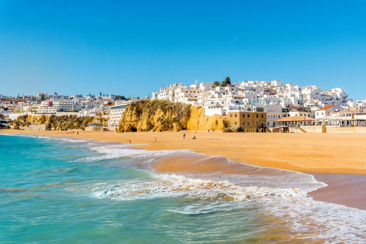 Cool Grey Albufeira Apartment 0*,  Portugal