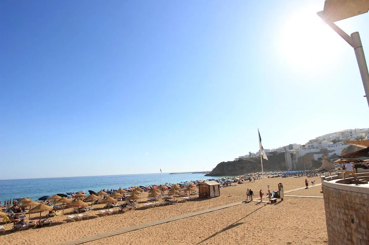 Cool Grey Albufeira Apartment